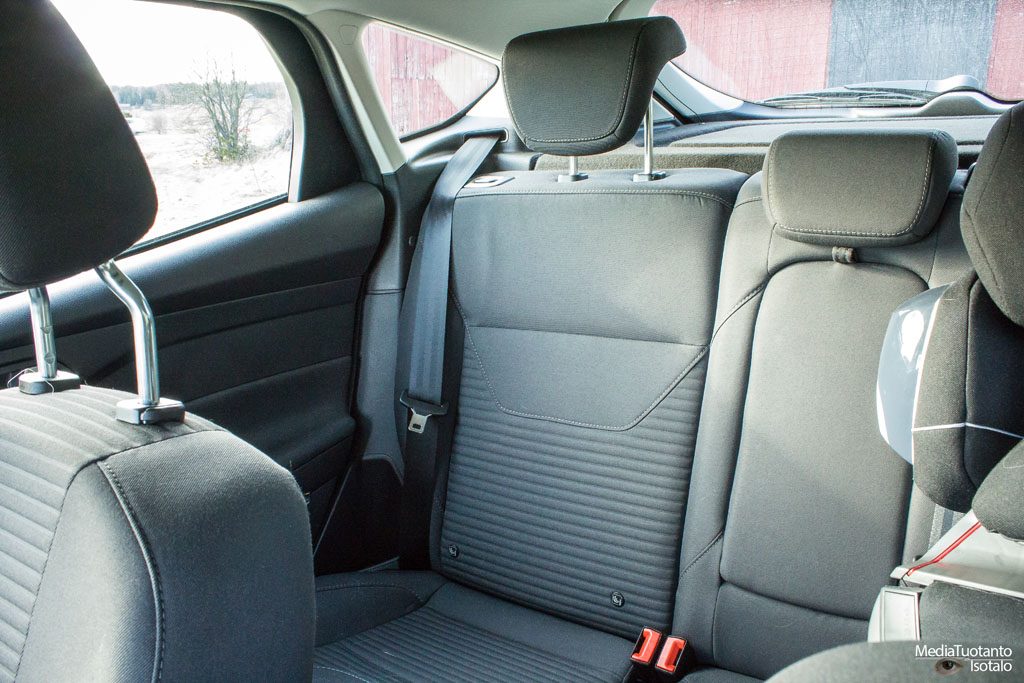 Ford Focus takapenkki