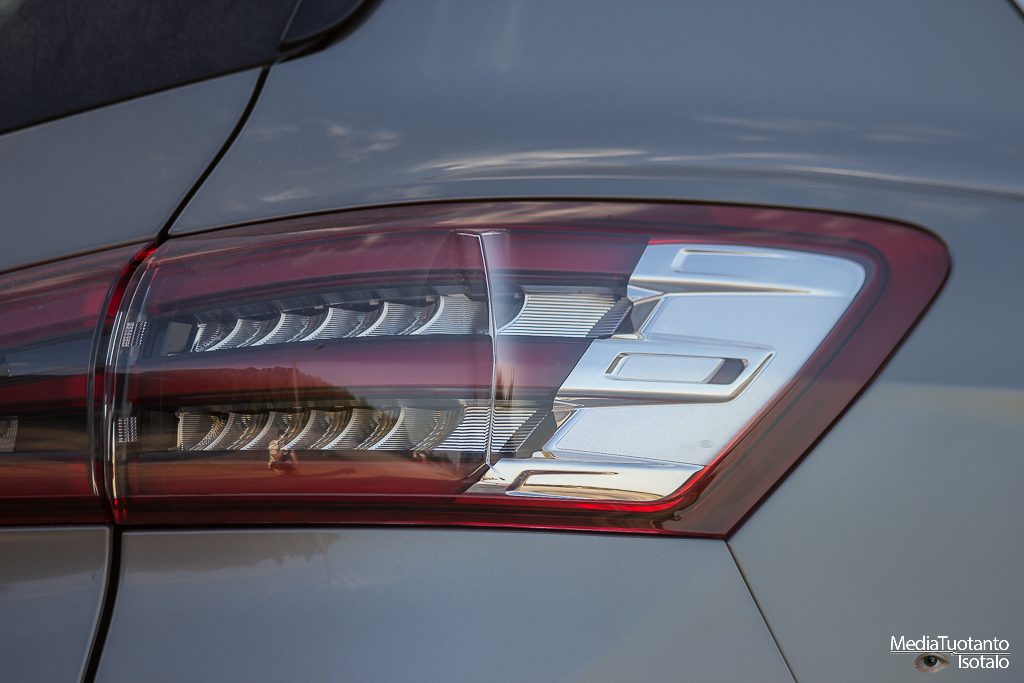 Ford S-MAX rear light