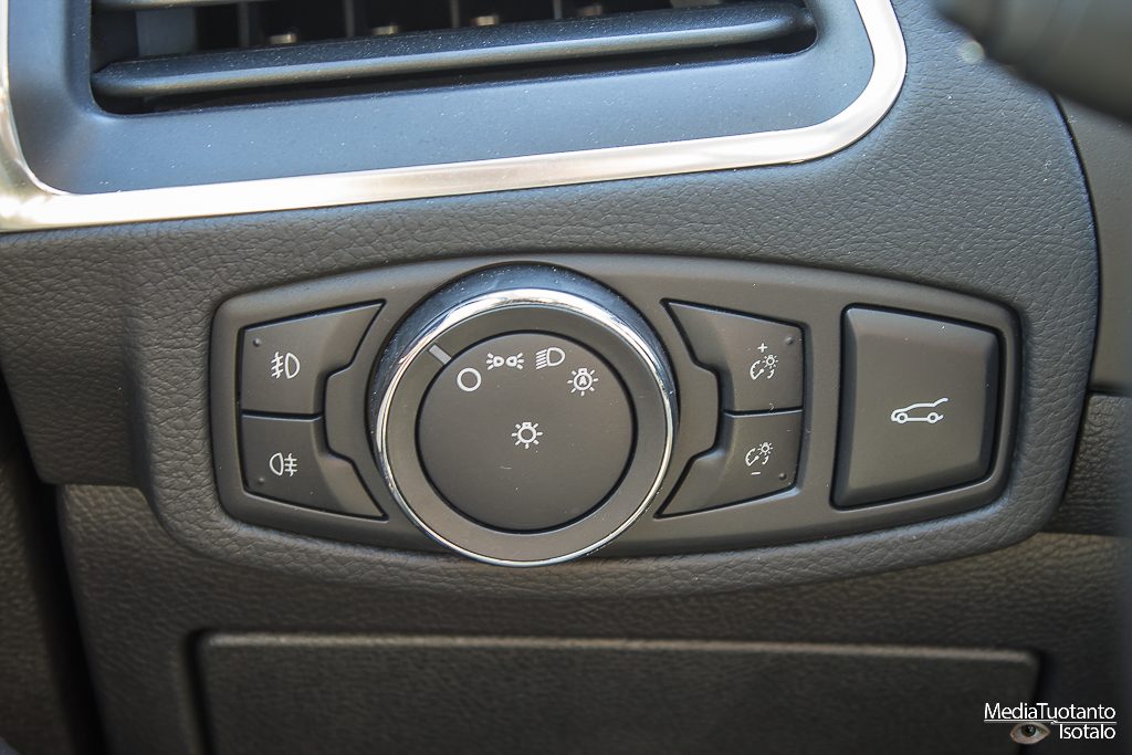 Ford S-MAX buttons