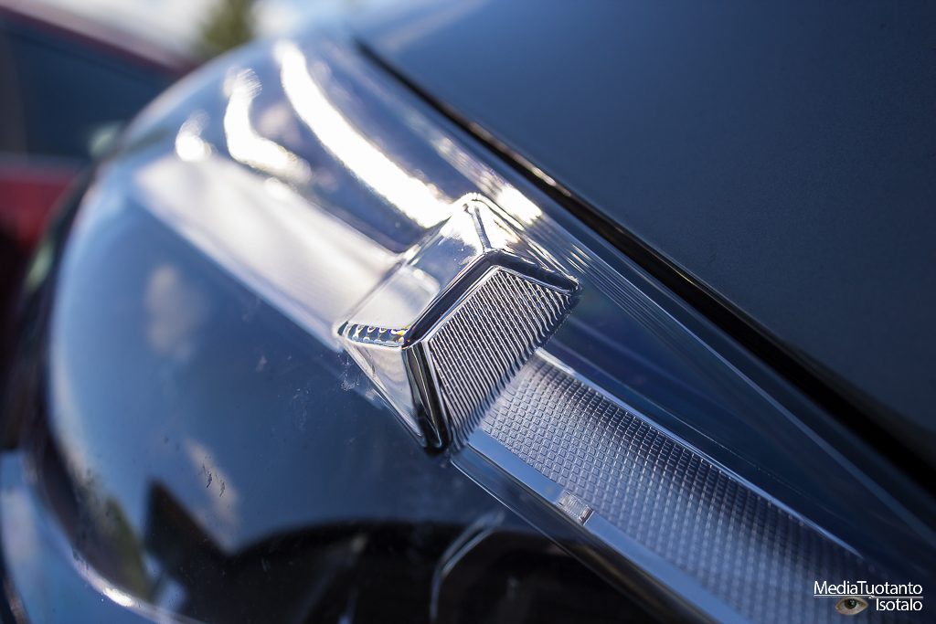 Ford S-MAX front light