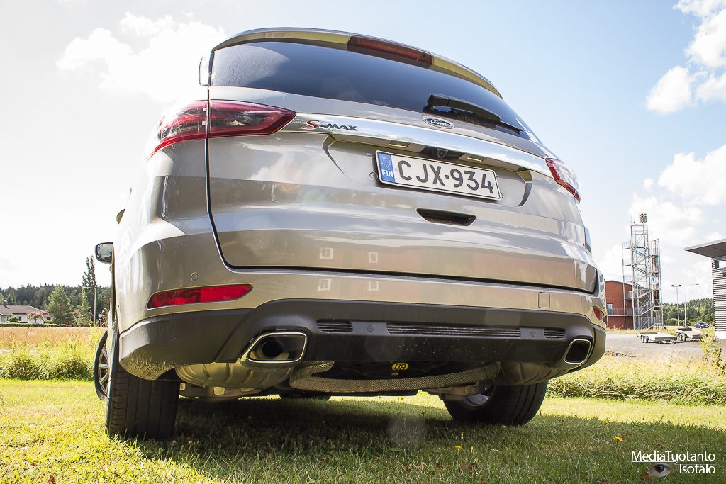 Ford S-MAX rear