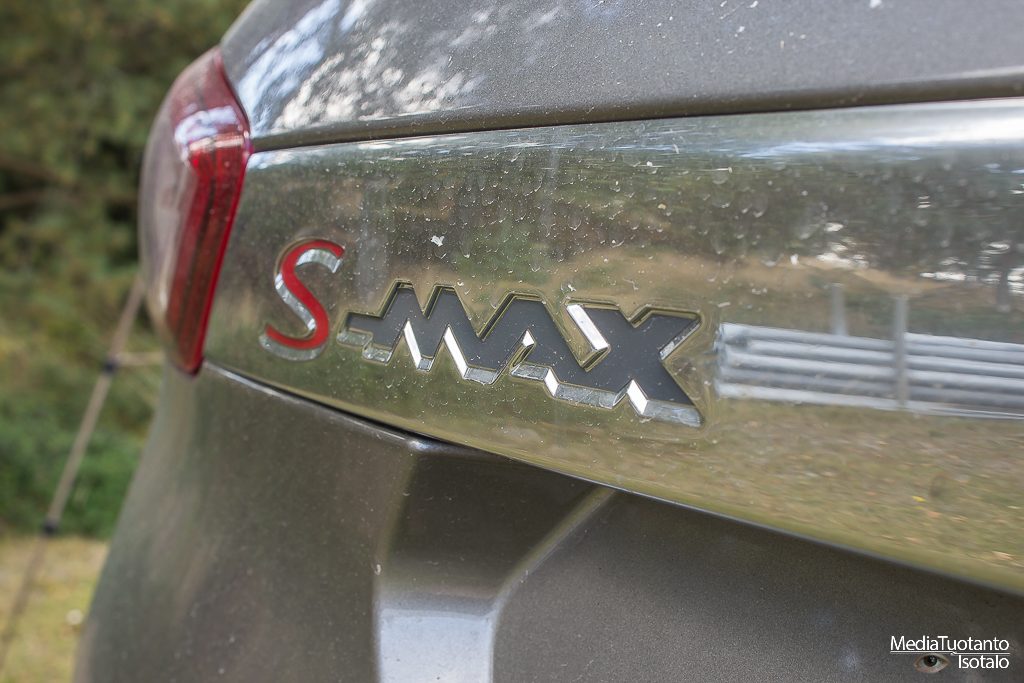 Ford S-MAX logo