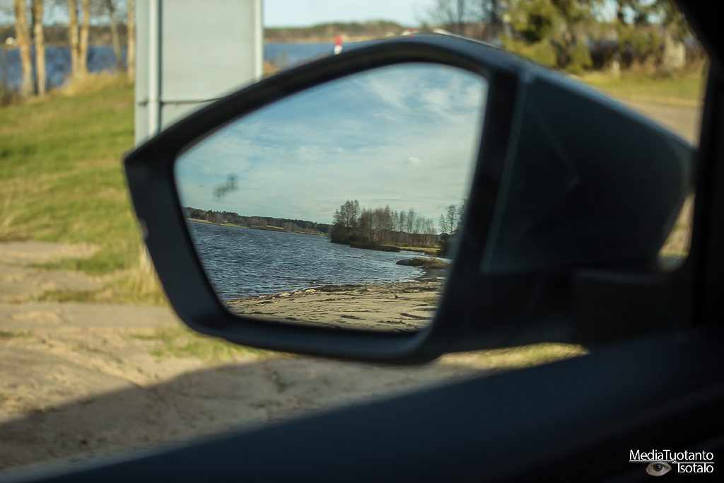 Skoda Superb side mirror
