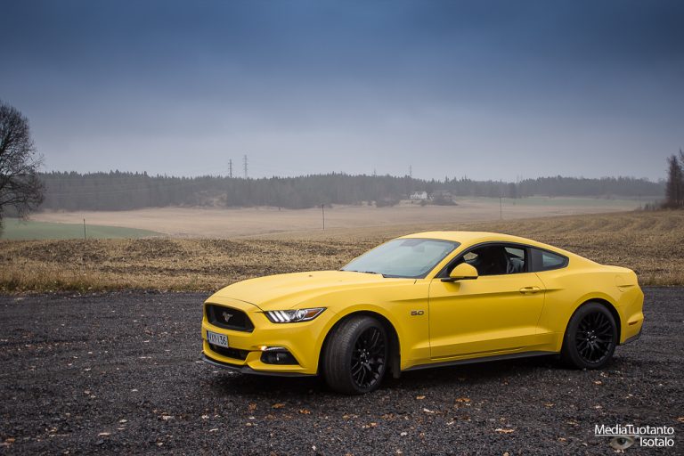 Koeajossa: Ford Mustang GT